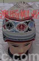 钩成人女帽子编织视频,跟随视频学习制作时尚女款帽子